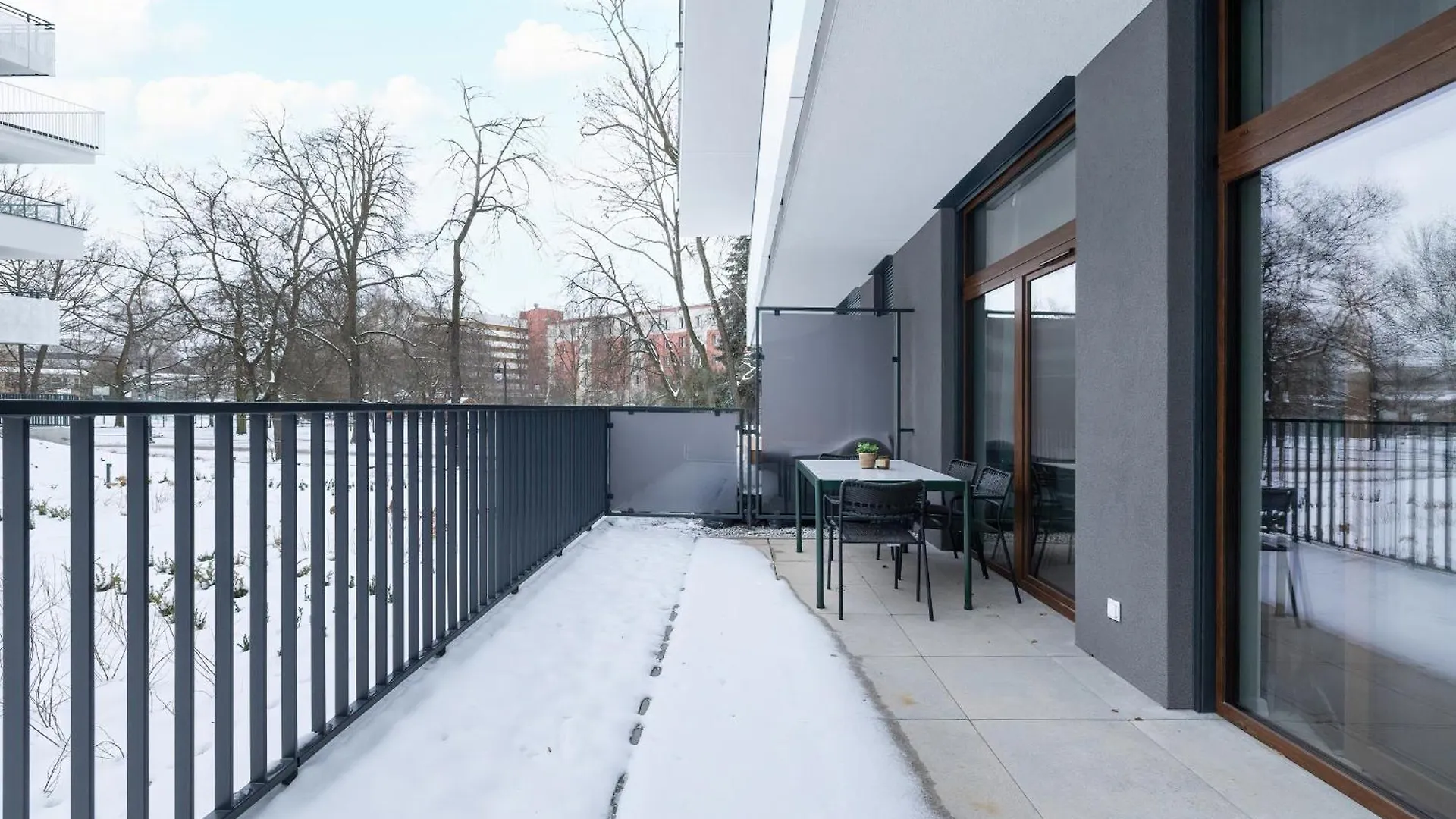 Luxury Apartment Near The City Center Of Cracow By Renters Prestige Krakow
