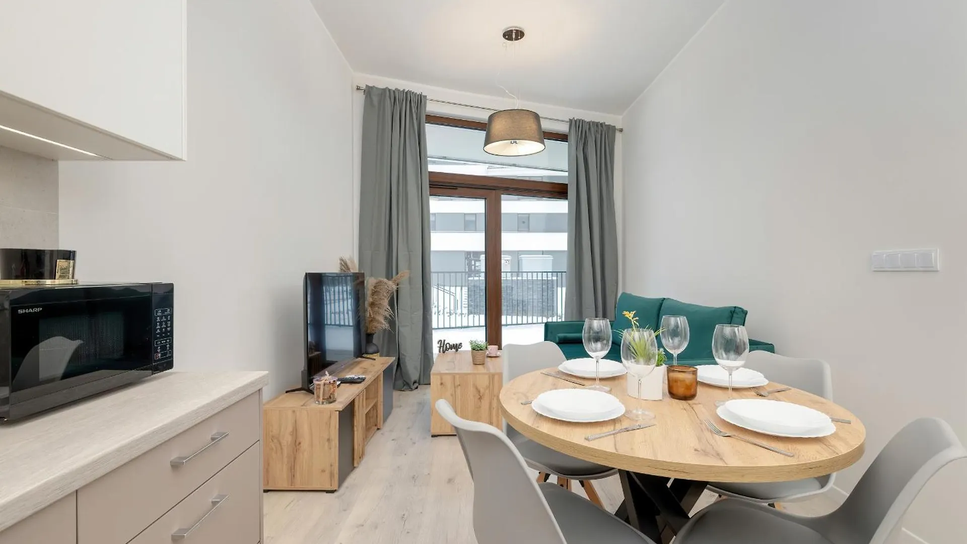 Luxury Apartment Near The City Center Of Cracow By Renters Prestige Krakow